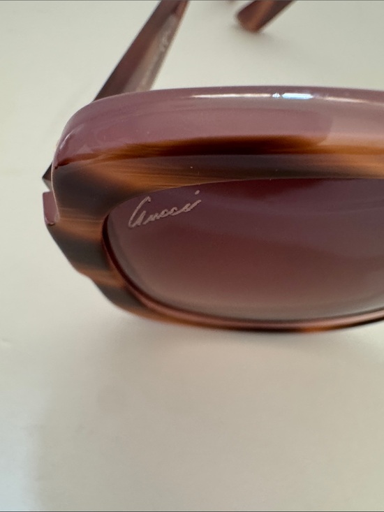 Gucci Tortoiseshell Brown Oversized Square Sunglasses main image 9